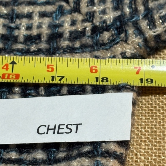 MNG Mango  Womens Chunky Knit Cardigan Sweater Sz XS Metallic Holidays Classic - Picture 9 of 12